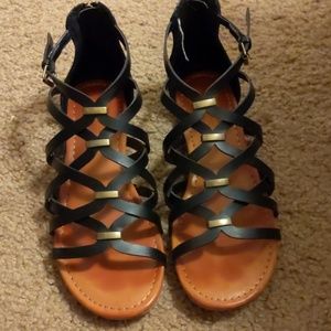 Universal thread sandles